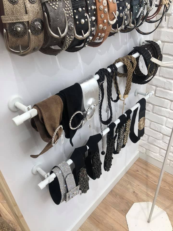 131594187_1727820240728557_6885796766825664667_n