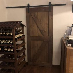 puerta granero vinos