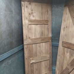 puerta interior granero
